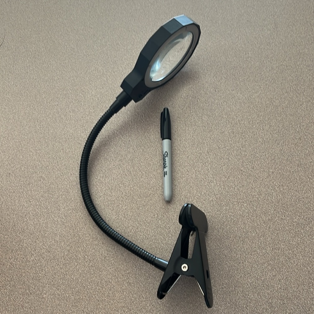 Magnifying desk lamp - Picture 2 of 9